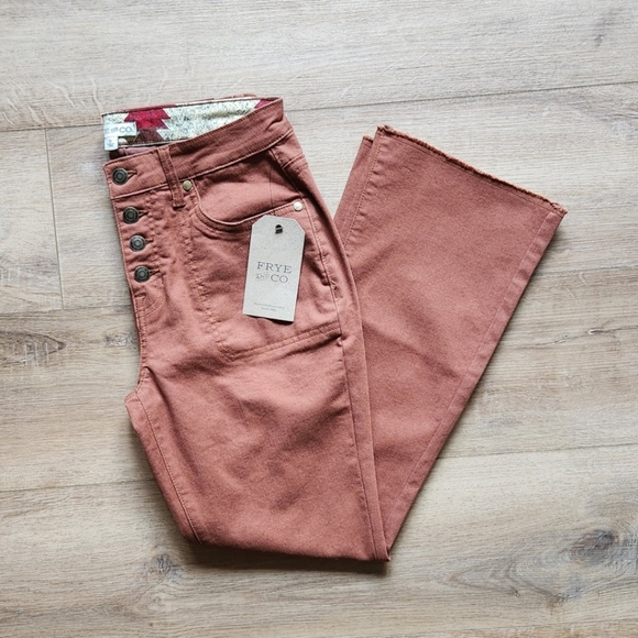 FRYE AND CO. Pants - Frye and co women's jeans, size 6, color cognac
